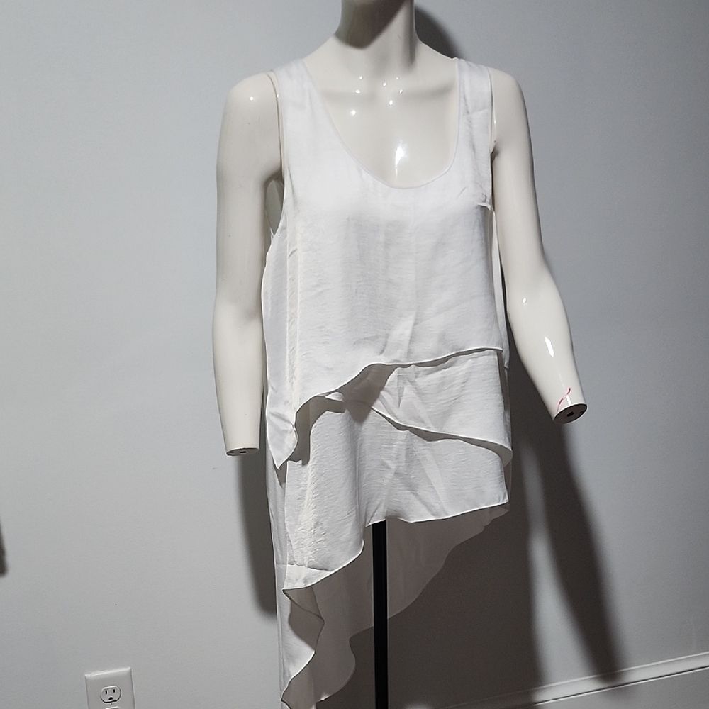 BCBGMaxAzria Elegant White Top